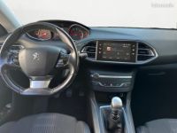 Peugeot 308 GENERATION-II 1.5 BLUEHDI 130 ALLURE START-STOP ( CARPLAY CAMERA DE RECUL ENTRETIEN... - <small></small> 10.990 € <small>TTC</small> - #15