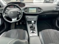 Peugeot 308 II 1.2 l 130 cv 2015 Essence Distribution neuve Crit'air 1 - <small></small> 8.950 € <small>TTC</small> - #5