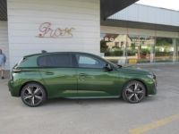 Peugeot 308 NOUVELLE 1.5 BLUEHDI 130CV EAT8 GT VERT OLIVINE - <small></small> 35.900 € <small>TTC</small> - #4