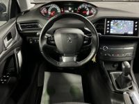 Peugeot 308 STYLE 1.2 110 Cv PREMIERE MAIN / 14 100 Kms ECRAN TACTILE CRIT AIR 1 - GARANTIE 1 AN - <small></small> 10.970 € <small>TTC</small> - #10