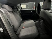 Peugeot 308 STYLE 1.2 110 Cv PREMIERE MAIN / 14 100 Kms ECRAN TACTILE CRIT AIR 1 - GARANTIE 1 AN - <small></small> 10.970 € <small>TTC</small> - #17