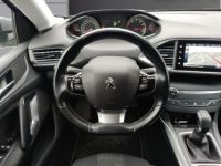 Peugeot 308 SW 1.2 turbo 130ch EAT6 Allure / DISTRIBUTION NEUVE / CAMERA RECUL / PREMIERE MAIN / GARANTIE 12 MOIS - <small></small> 11.990 € <small>TTC</small> - #14