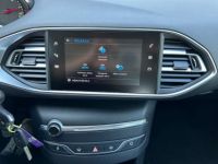 Peugeot 308 SW 1.5 BlueHDi Active NAVI CARPLAY CRUISE PDC JA - <small></small> 10.250 € <small>TTC</small> - #25