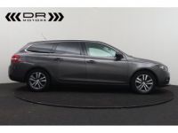 Peugeot 308 SW 1.5 BlueHDI EAT8 TECH EDITION - NAVIGATIE ADAPTIVE CRUISE TREKHAAK - <small></small> 15.995 € <small>TTC</small> - #5