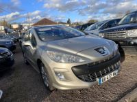 Peugeot 308 SW 1.6 HDi 110ch FAP BVM6 BLUE LION Confort - <small></small> 3.590 € <small>TTC</small> - #1