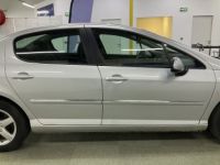 Peugeot 407 BERLINE 1.6 HDI 110 Cv 1ERE MAIN / 85 900 Kms GPS BLUETOOTH REGULATEUR - GARANTIE 1 AN - <small></small> 7.970 € <small>TTC</small> - #8