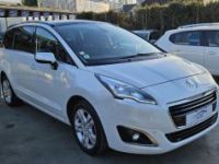 Peugeot 5008 1.6 BlueHDi 120CH ALLURE - <small></small> 8.490 € <small>TTC</small> - #2