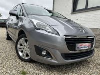 Peugeot 5008 1.6 BlueHDi Allure 7PLACES-NAVI-TOIT PANO-CUIR-JA - <small></small> 12.990 € <small>TTC</small> - #4