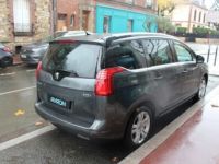 Peugeot 5008 1.6 HDI 110 FAP PREMIUM PACK BMP6 7PL - <small></small> 8.990 € <small>TTC</small> - #21