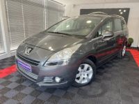 Peugeot 5008 1.6 HDi 110ch FAP BMP6 Premium 7pl - <small></small> 6.990 € <small>TTC</small> - #1