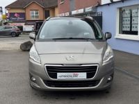 Peugeot 5008 1.6 HDi 115ch Allure 1ère main - <small></small> 6.990 € <small>TTC</small> - #8