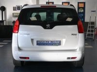 Peugeot 5008 1.6 HDi 115ch FAP BVM6 Allure 7pl - <small></small> 6.856 € <small>TTC</small> - #5