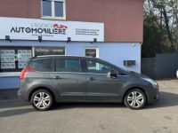 Peugeot 5008 1.6 HDi112 FAP Allure 7pl - <small></small> 8.990 € <small>TTC</small> - #8