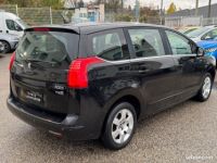 Peugeot 5008 2.0 BlueHDI 150 Cv Allure 7 Places Jantes Aluminium-Caméra De Recul-Bluetooth - <small></small> 7.990 € <small>TTC</small> - #4