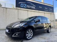 Peugeot 5008 2.0 HDi 150Ch 7 Places - <small></small> 12.990 € <small>TTC</small> - #1