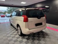 Peugeot 5008 2.0 HDi 160ch FAP BVA6 Allure 5pl A - <small></small> 7.490 € <small>TTC</small> - #3