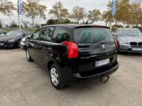 Peugeot 5008 2.0 tdi 150 ch business pack 1er main toit pano- atteage remorque - <small></small> 8.490 € <small>TTC</small> - #4