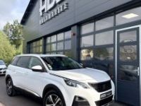 Peugeot 5008 II 1.5 BlueHDi 130ch Allure Business S&S EAT8 7 places / À PARTIR DE 329,89 € * - <small></small> 23.990 € <small>TTC</small> - #42