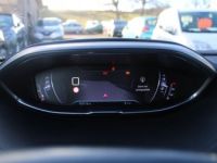 Peugeot 5008 III BLUE HDI 130 CV ACTIVE 