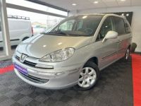 Peugeot 807 2.0 HDi 135ch FAP Active - <small></small> 11.490 € <small>TTC</small> - #1