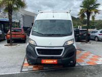 Peugeot Boxer 333 L3H2 BlueHDi 140 BV6 ASPHALT GPS Caméra Galerie Bois - <small></small> 24.950 € <small>TTC</small> - #2