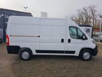 Peugeot Boxer FG 330 L2H2 2.2 BLUEHDI S&S 140CH PREMIUM - <small></small> 18.900 € <small>TTC</small> - #2