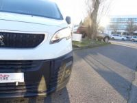 Peugeot EXPERT STANDARD BLUEHDI 95 BVM5 PRO - <small></small> 16.990 € <small>TTC</small> - #24