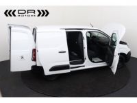 Peugeot Partner 1.5HDI - AIRCO -PDC ACHTERAAN CRUISE CONTROL - <small></small> 17.995 € <small>TTC</small> - #10