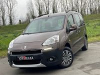 Peugeot Partner TEPEE 1.6 HDI 75 - 03/2015 - 1ere MAIN - PHASE II - <small></small> 7.990 € <small>TTC</small> - #1