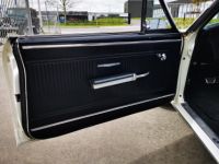 Pontiac LeMans cabriolet  v8 - boite manuelle ( 4 + R ) - <small></small> 33.000 € <small>TTC</small> - #51
