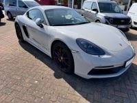 Porsche 718 Cayman GTS 4.0 400ch BOITE MANUELLE SPORT CHRONO CRAIE PREMIERE MAIN TVA RECUPERABLE - <small></small> 87.000 € <small></small> - #1