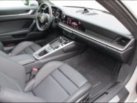 Porsche 911 992 Carrera 4s 450ch Coupé craie Bose toit pano sièges 18 positions pack sport chrono Echappement sport 155900€ - <small></small> 155.900 € <small>TTC</small> - #10