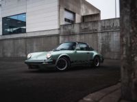 Porsche 911 Carrera 3.0 Targa Ice Green Metallic - <small></small> 79.900 € <small>TTC</small> - #29