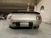 Porsche 928  - <small></small> 19.750 € <small>TTC</small> - #18