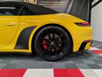 Porsche 992 PORSCHE 992 CARRERA 4S CABRIOLET JAUNE RACING – ÉCHAPPEMENT SPORT / SPORT DESIGN - <small></small> 139.990 € <small></small> - #7