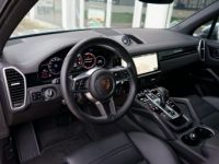 Porsche Cayenne (3) V6 3.0 E Hybrid - 1ère Main France - 895 €/mois - Révisé 08/2023 - Toit Pano, Roues AR Directrices, Susp. Pneumatique, Accès Confort, ... - Garant - <small></small> 91.900 € <small>TTC</small> - #18