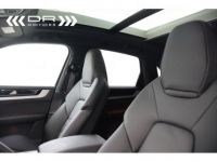 Porsche Cayenne 3.0 E-HYBRID NEW MODEL - 18 WAY SPORTZETELS PANODAK BOSE LUCHTVERING MATRIX - <small></small> 124.995 € <small>TTC</small> - #43