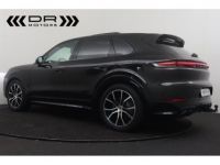 Porsche Cayenne 3.0 E-HYBRID NEW MODEL - 18 WAY SPORTZETELS PANODAK BOSE LUCHTVERING MATRIX - <small></small> 124.995 € <small>TTC</small> - #7