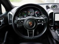 Porsche Cayenne 3.0 V6 416 Ch S E-Hybrid Ph. 2 - 615 €/mois - Origine France - Toit Pano - Susp. Pneumatique + PASM - BOSE - Attelage - Carnet PORSCHE - Gar. 12 Mois - <small></small> 42.750 € <small>TTC</small> - #17