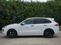 Porsche Cayenne 3.0 V6 416 Ch S E-Hybrid Ph. 2 - 615 €/mois - Origine France - Toit Pano - Susp. Pneumatique + PASM - BOSE - Attelage - Carnet PORSCHE - Gar. 12 Mois - <small></small> 42.750 € <small>TTC</small> - #2