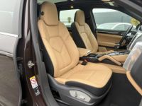 Porsche Cayenne 3.0 V6 D 240ch TIPTRONIC 8 - <small></small> 49.900 € <small>TTC</small> - #17