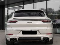 Porsche Cayenne Coupé E-Hybrid 462 ch Sport Design Craie - <small></small> 103.900 € <small>TTC</small> - #4