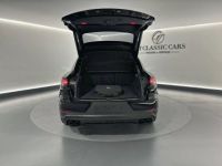 Porsche Cayenne COUPE E-HYBRID 5PL - <small></small> 99.900 € <small>TTC</small> - #24