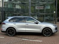 Porsche Cayenne DIESEL V6 3.0 262ch PLATINUM EDITION * ATTELAGE * TOIT PANO * SPORT CHRONO * GARANTIE 12 MOIS - <small></small> 55.880 € <small></small> - #14