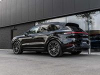 Porsche Cayenne E-HYB-22-HD-MATRIX-AIR-CHRONO-360-PANO-18W-BOSE-. - <small></small> 123.900 € <small>TTC</small> - #2