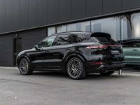 Porsche Cayenne E-HYB PLAT.EDITION-SPORTUITL-AIR-HUD-ACC-18W- FULL - <small></small> 92.900 € <small>TTC</small> - #2