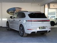 Porsche Cayenne E-Hybrid 3.0 V6 470 Ch - <small>A partir de </small>1.990 EUR <small>/ mois</small> - #3