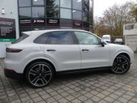 Porsche Cayenne E-Hybrid/PANO/KAM/LED/22'' - <small></small> 71.800 € <small>TTC</small> - #2