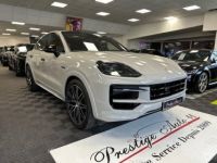 Porsche Cayenne NEW Coupé E-Hybrid 5 places 2023 Pack Sport Design craie - <small></small> 169.900 € <small>TTC</small> - #2
