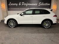 Porsche Cayenne Phase 2 S E-HYBRID 3.0 V6 416ch BVA8 - Origine France - Carnet à jour - <small></small> 39.990 € <small>TTC</small> - #2